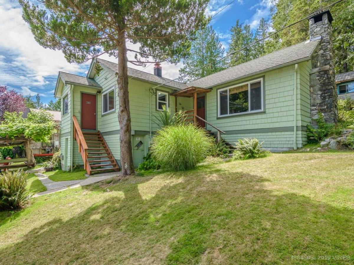 Woods End Landing Hotel Bamfield Exterior foto