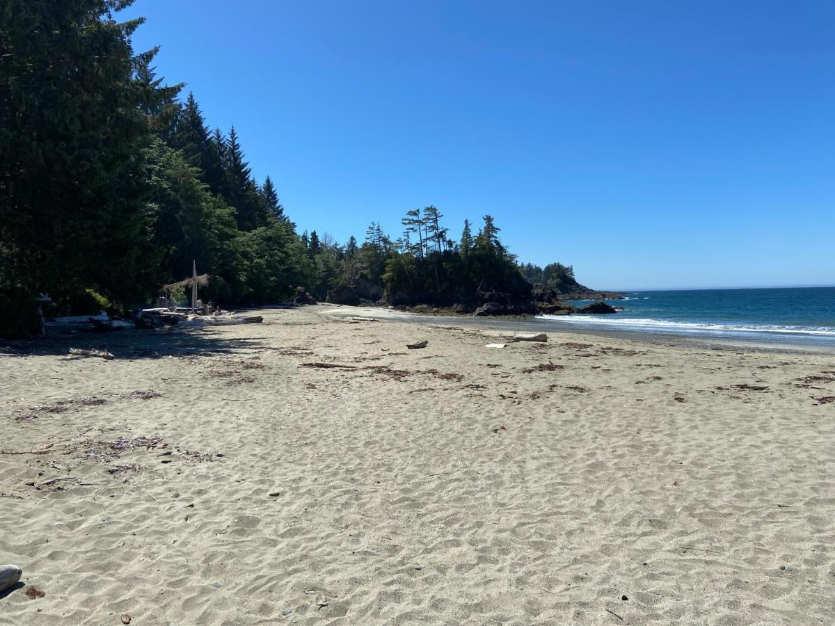 Woods End Landing Hotel Bamfield Exterior foto