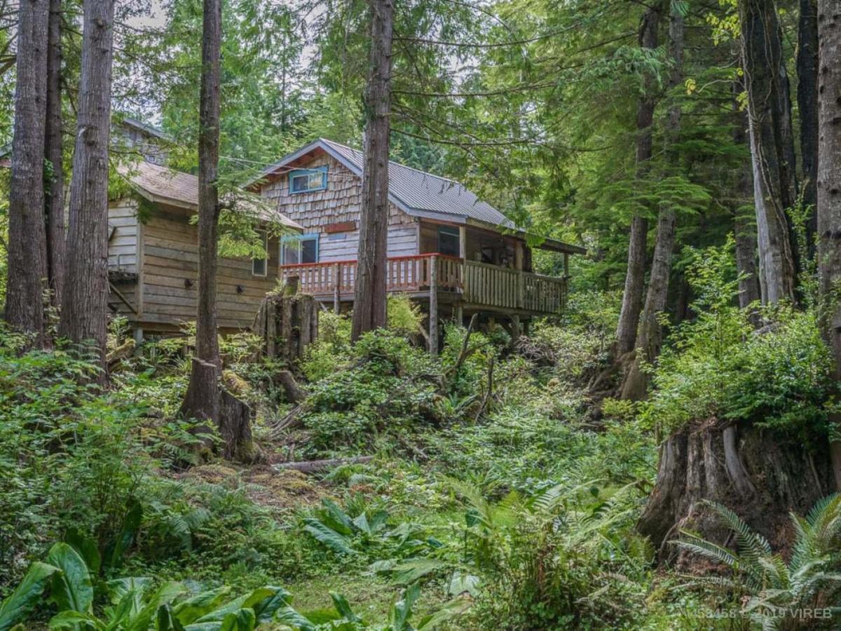 Woods End Landing Hotel Bamfield Exterior foto