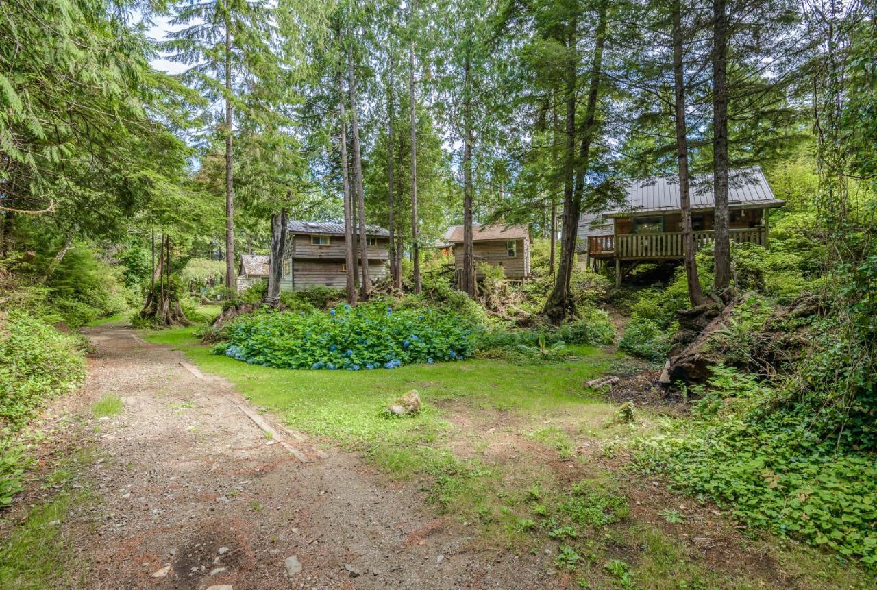 Woods End Landing Hotel Bamfield Exterior foto