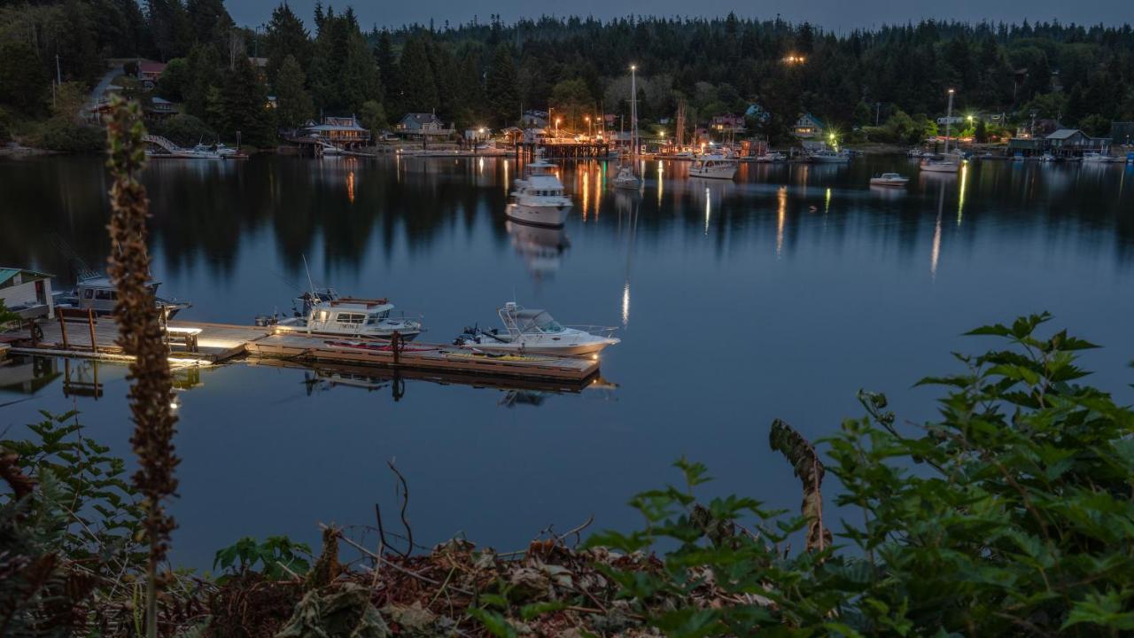 Woods End Landing Hotel Bamfield Exterior foto